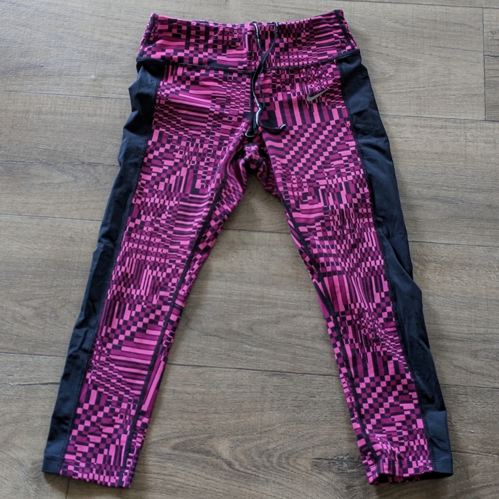 Nike DriFit Capris